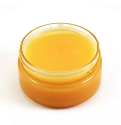 CAS NO 8006-54-0 Lanolin Anhydrous BP98 Standard With Melting Point 38-44.C Odourless